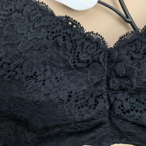 Black Lace Bralette - Picture 7 of 7